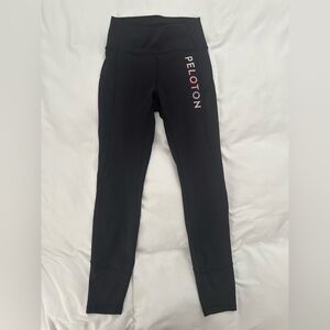 Peloton x lululemon In Movement Everlux 25” legging